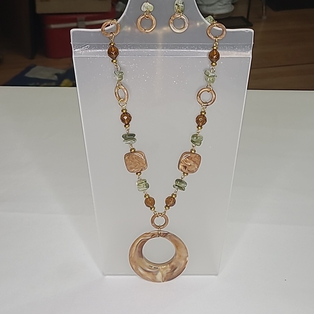 Two Piece Necklace Set